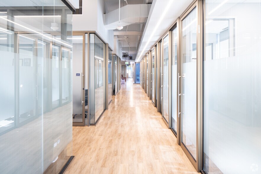 More Photos Of 500 W 2nd St, Austin Office For Lease