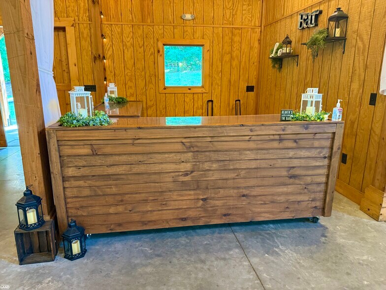 More Photos Of 701 Wingert Road rd, Greenwood Specialty For Sale