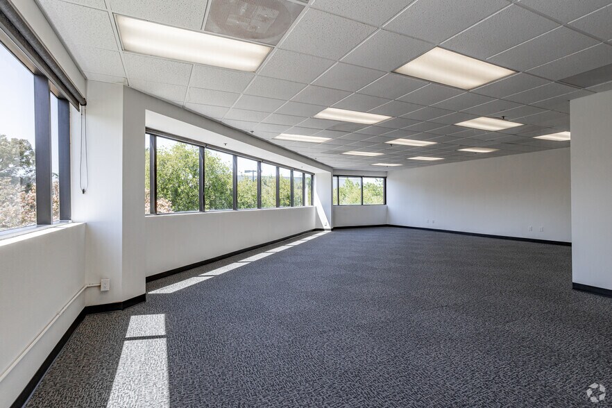 More Photos Of 1141 California Ave, Corona Warehouse For Sale