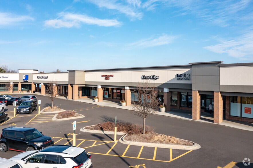 More Photos Of 3065 S Wolf Rd, Westchester Unknown For Lease