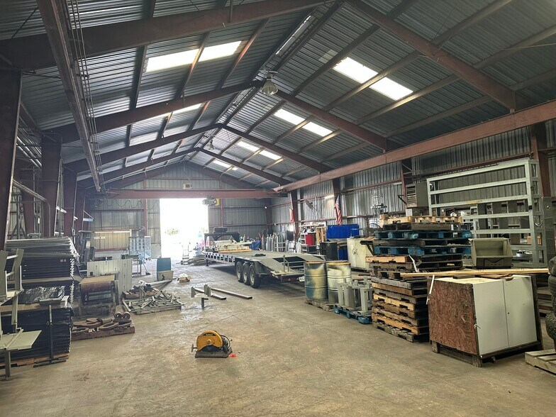 More Photos Of 5220 Ted St, Houston Manufacturing For Lease