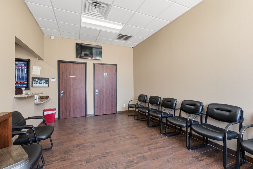 More Photos Of 12111 Cypress North Houston Rd, Cypress Carwash For Sale