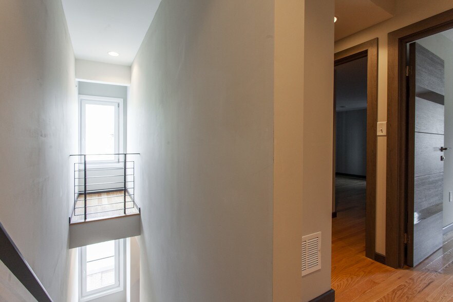 More Photos Of 2541 Montrose St, Philadelphia Apartments For Sale