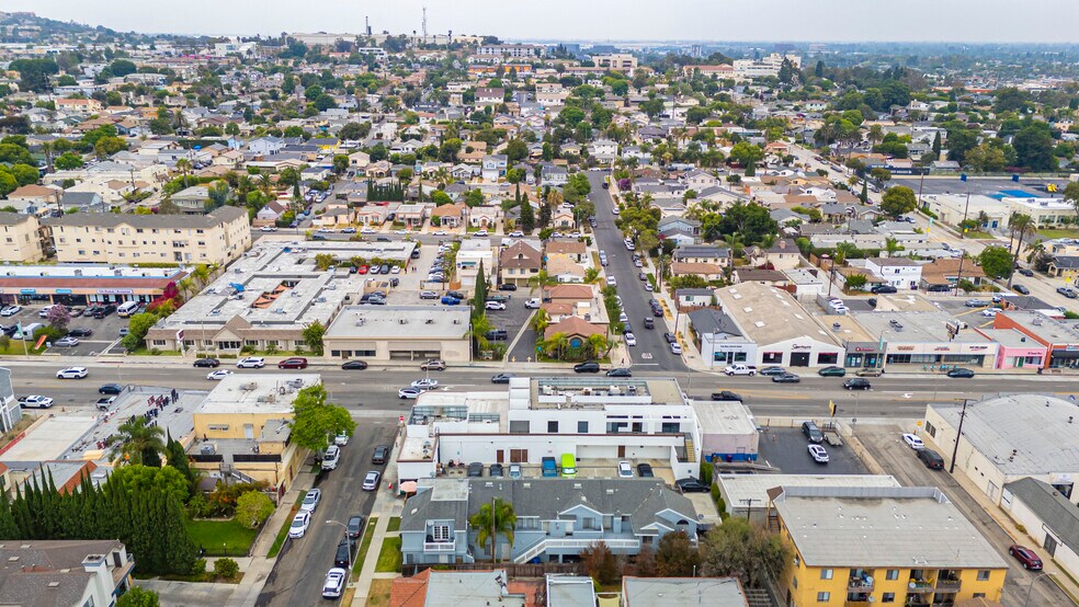 More Photos Of 3832-3850 E Anaheim St, Long Beach Storefront Retail Office For Lease