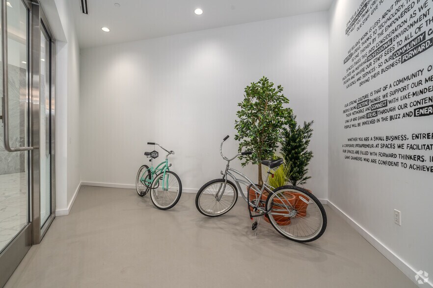 More Photos Of 1980 Post Oak Blvd, Houston Coworking Space