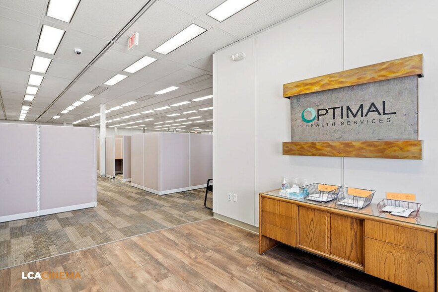 More Photos Of 1227 Chester Ave, Bakersfield Loft Creative Space For Sale