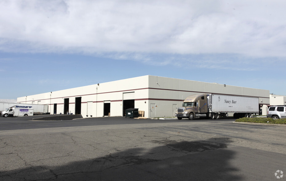 Primary Photo Of 2400-2449 Verna Ct, San Leandro Manufacturing For Lease