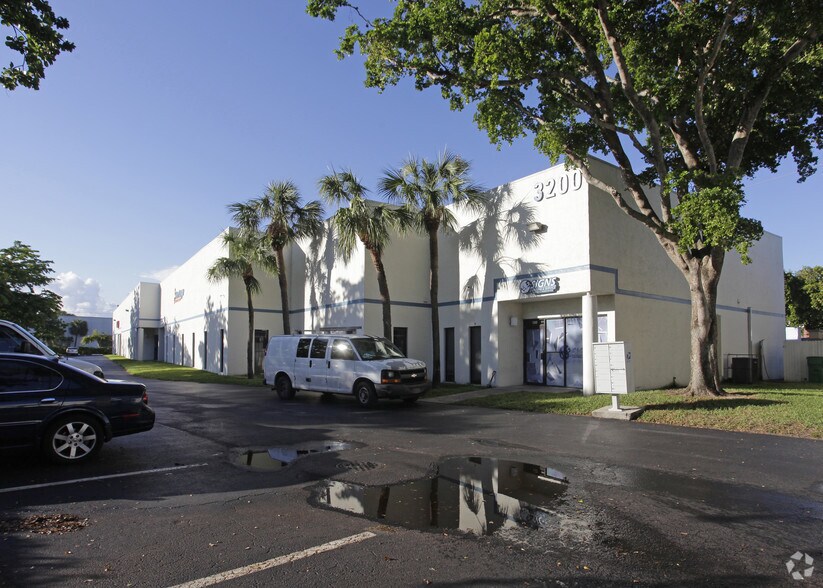 More Photos Of 2101 NW 33rd St, Pompano Beach Unknown For Lease