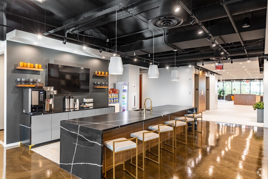 More Photos Of 3480 Preston Ridge Rd, Alpharetta Coworking Space