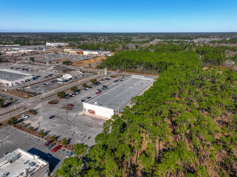 More Photos Of 3179 Mallett Rd, D'Iberville Storefront For Sale