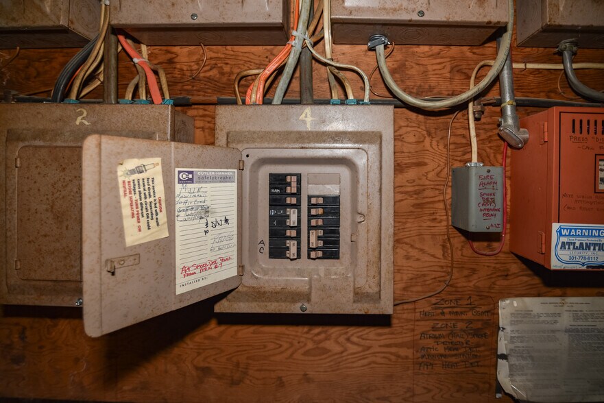 More Photos Of 104 Maple Ave, Chestertown Apartments For Sale