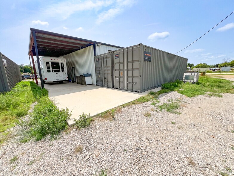 More Photos Of 1307 US-84, Coleman Warehouse For Sale