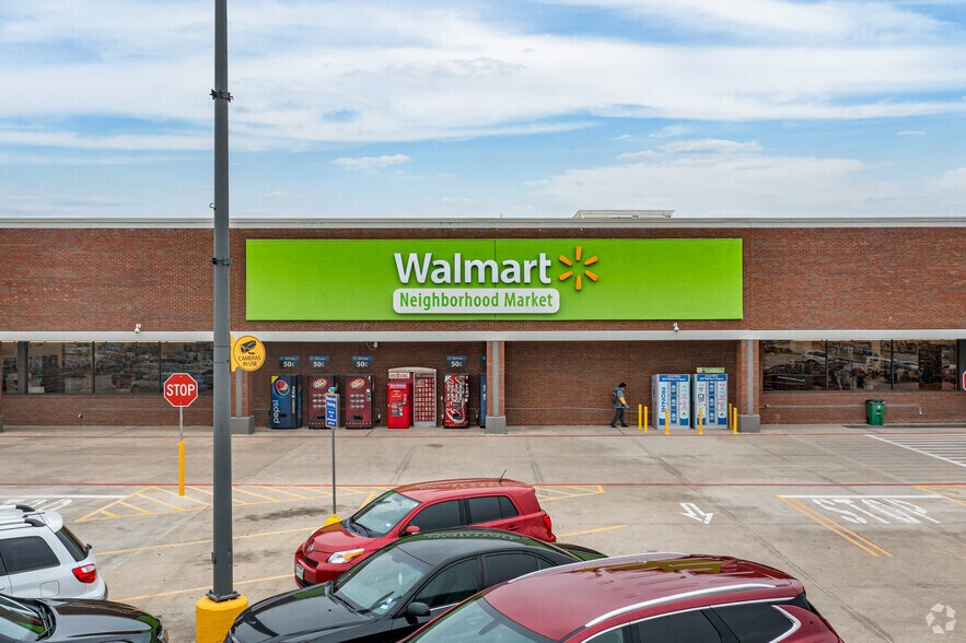 More Photos Of 3000 Custer Rd, Plano Unknown For Lease