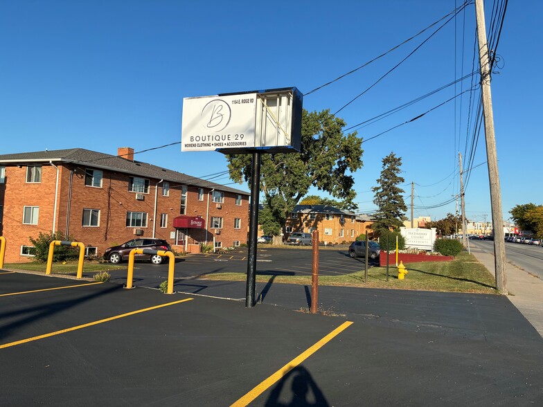 More Photos Of 1164 E Ridge Rd, Rochester Storefront Retail Office For Lease
