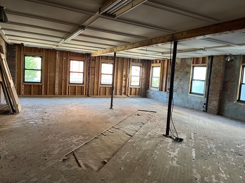 More Photos Of 103 Main St, Ansonia Office Residential For Sale