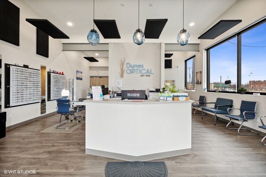 More Photos Of 2701-2703 Franklin St, Michigan City Storefront Retail Office For Sale