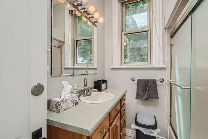 More Photos Of 1719 Emerson St, Denver Office For Lease