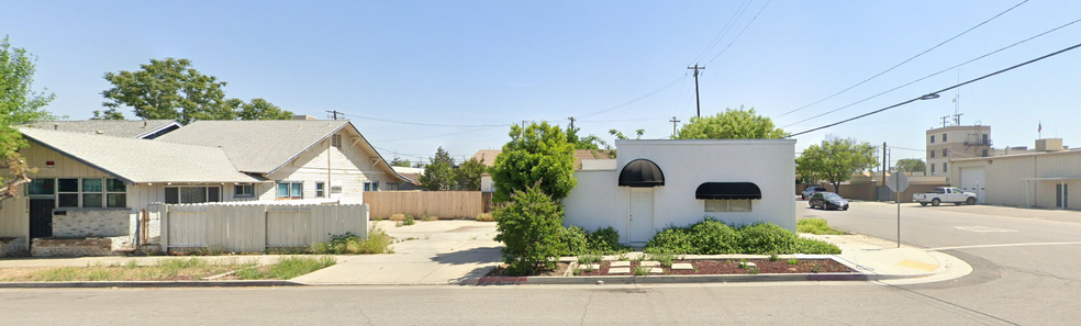 Primary Photo Of 2200 G St, Bakersfield Office For Lease