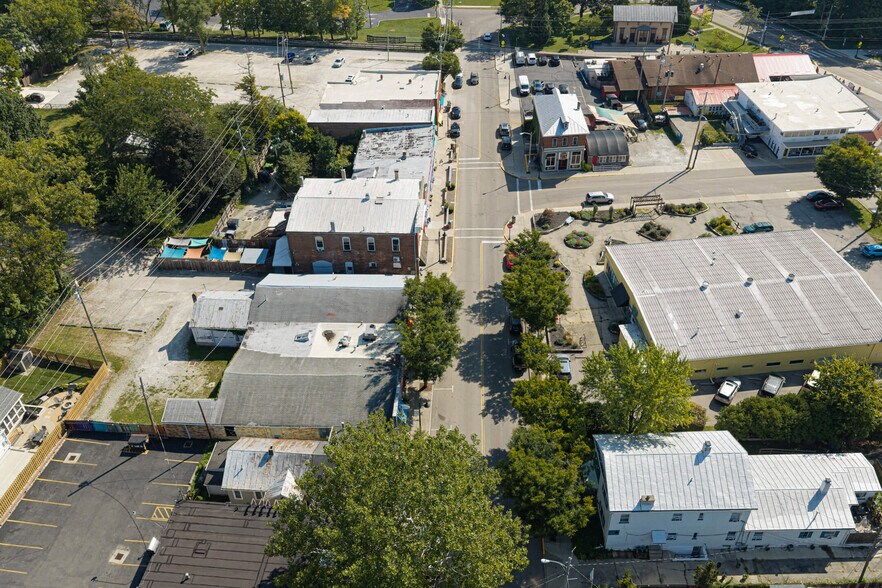 More Photos Of 136-138 Dayton St, Yellow Springs Storefront For Sale