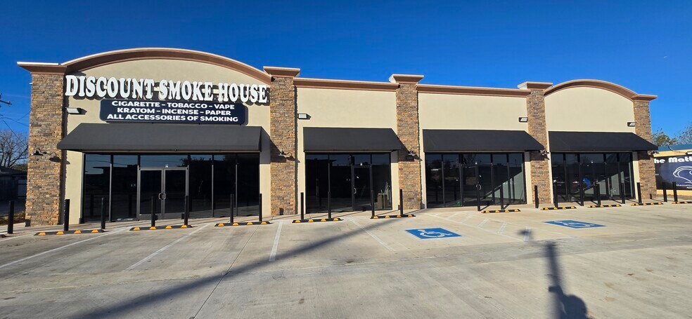 More Photos Of 1341 SW 59th St, Oklahoma City General Retail For Lease