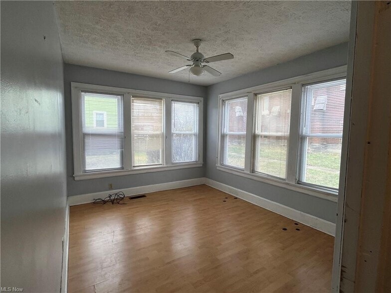 More Photos Of 4125 Station Ave, Ashtabula Shelter For Sale