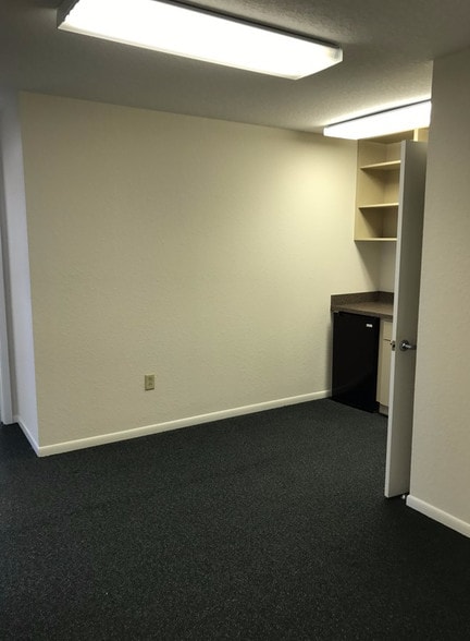 More Photos Of 2600 NASA Rd 1, Seabrook Medical For Sale
