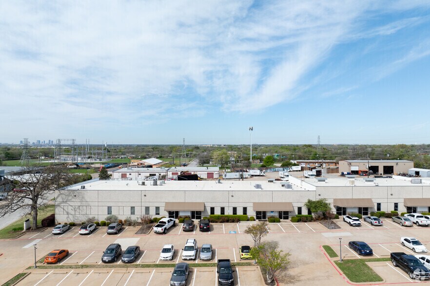 More Photos Of 7415 Whitehall St, Richland Hills Light Distribution For Lease