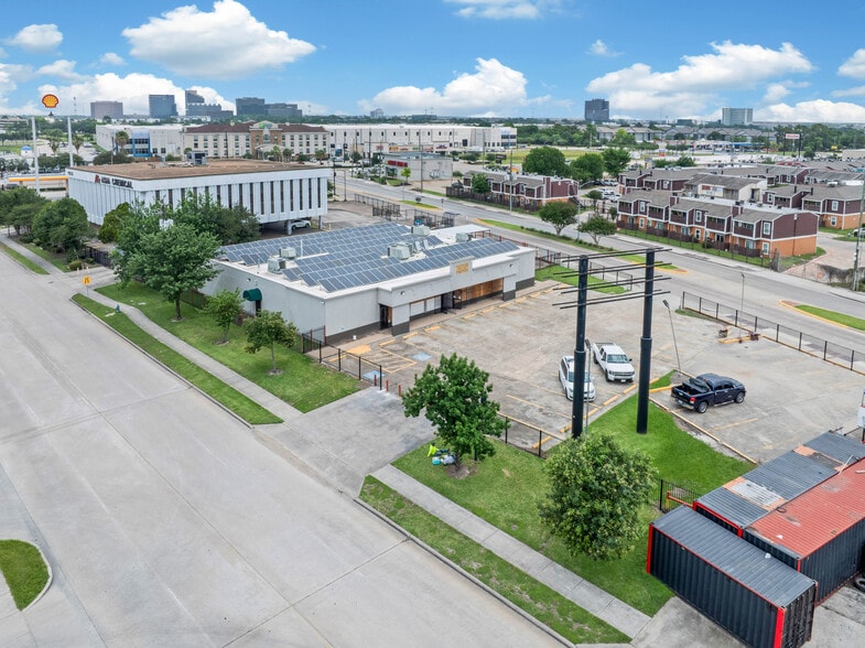 More Photos Of 12036 Airline Dr, Houston Medical For Sale