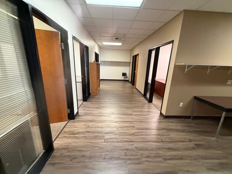 More Photos Of 3225 Monier Cir, Rancho Cordova Flex For Lease