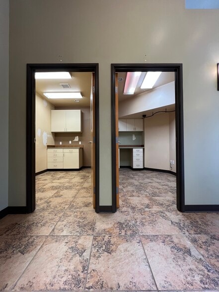 More Photos Of 2245 E State Route 69, Prescott Veterinarian Kennel For Lease