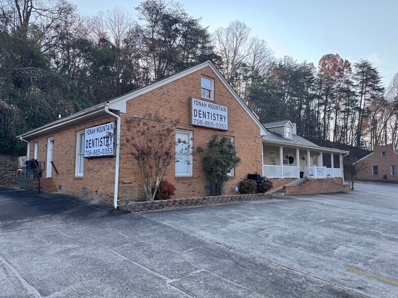 More Photos Of 471 S Main St, Cleveland Medical For Lease