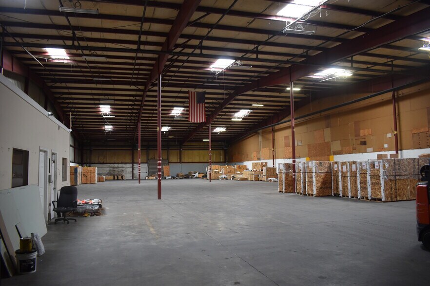 More Photos Of 1200-1310 Davidson St, Nashville Industrial For Lease