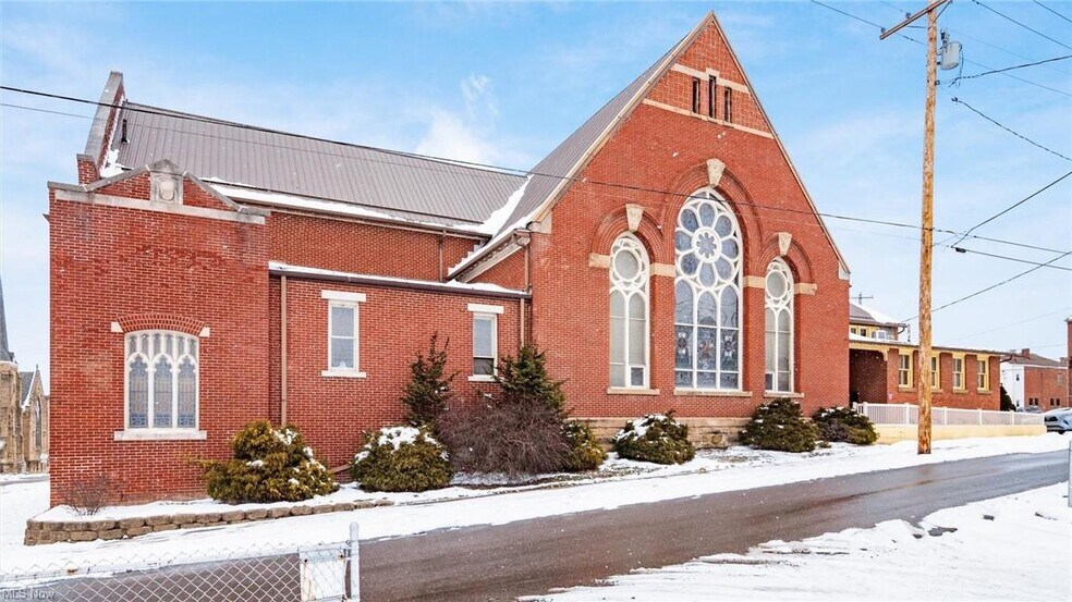 More Photos Of 130 N 7th St, Cambridge Religious Facility For Sale