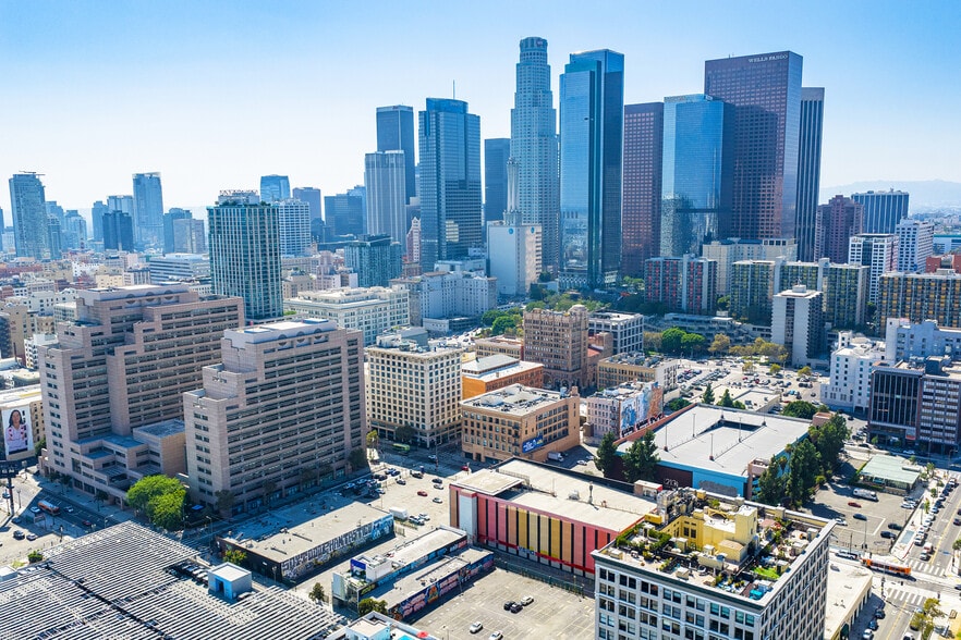 More Photos Of 311 S Spring St, Los Angeles Office For Sale