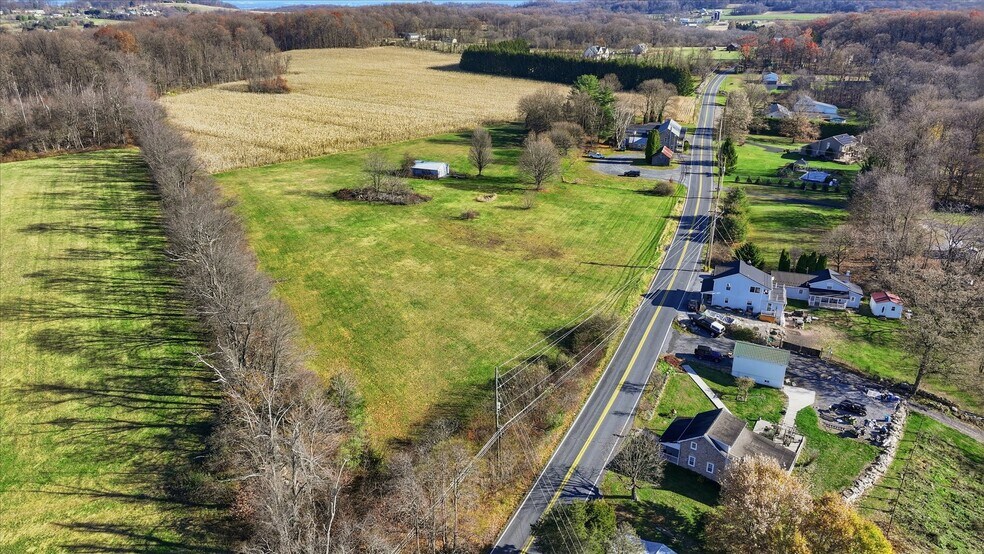 More Photos Of 349 Huffs Church Rd, Mertztown Restaurant For Sale
