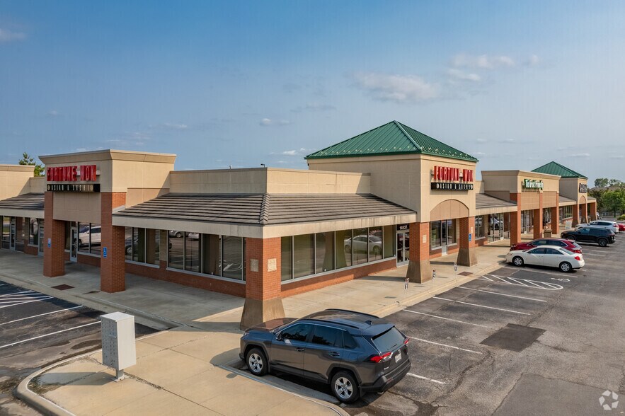 More Photos Of 14401 W Metcalf Ave, Overland Park Unknown For Lease