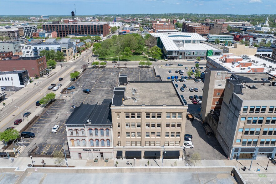 More Photos Of 34-38 N Jefferson St, Dayton Office For Sale