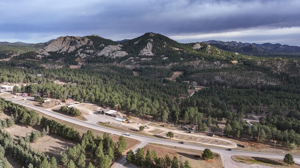 More Photos Of 1116 N 5th St, Custer Trailer Camper Park For Sale