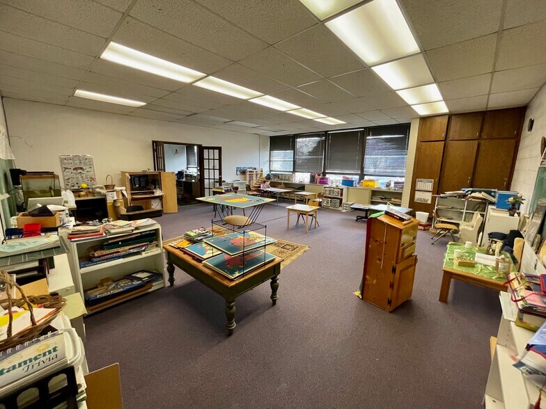 More Photos Of 804 S Purdum St, Kokomo Schools For Sale