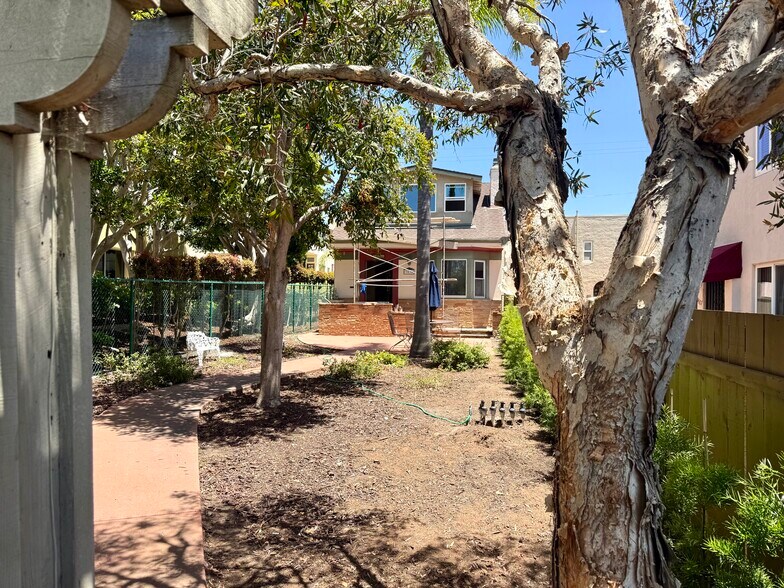 More Photos Of 3501 Park Blvd, San Diego Apartments For Sale