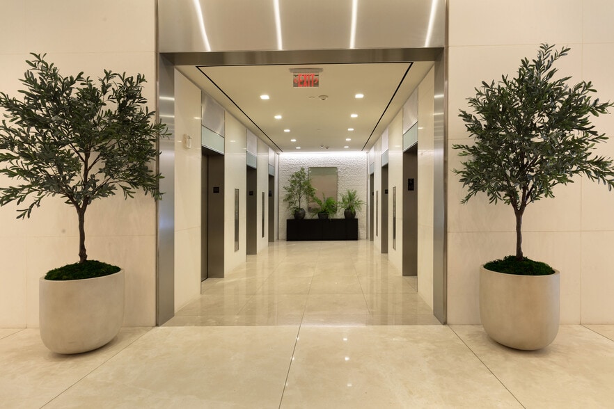 More Photos Of 3100 Clarendon Blvd, Arlington Office Residential For Lease