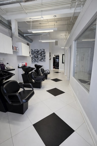 More Photos Of 4720 French Rd, East Amherst General Retail For Sale