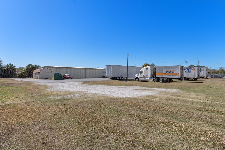 More Photos Of 6331 S Tex Pt, Homosassa Warehouse For Lease