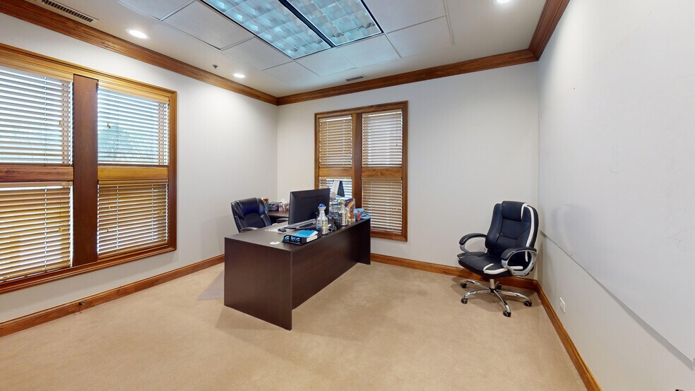 More Photos Of 40W320 Lafox Rd, St Charles Loft Creative Space For Sale