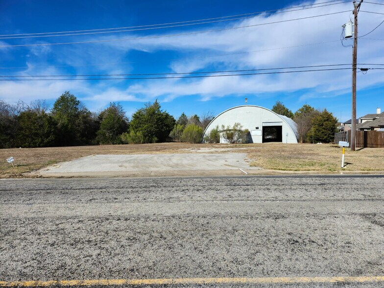 Primary Photo Of 218 Wallenridge St, Keene Fast Food For Sale