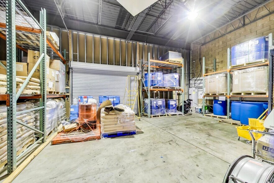 More Photos Of 5511 95th Ave, Kenosha Warehouse For Sale