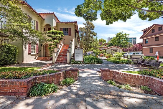 More Photos Of 130 S Euclid Ave, Pasadena Medical For Lease