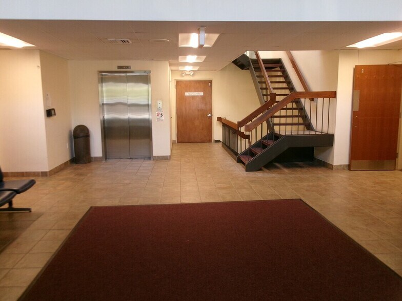 More Photos Of 220 Hamburg Tpke, Wayne Office For Sale