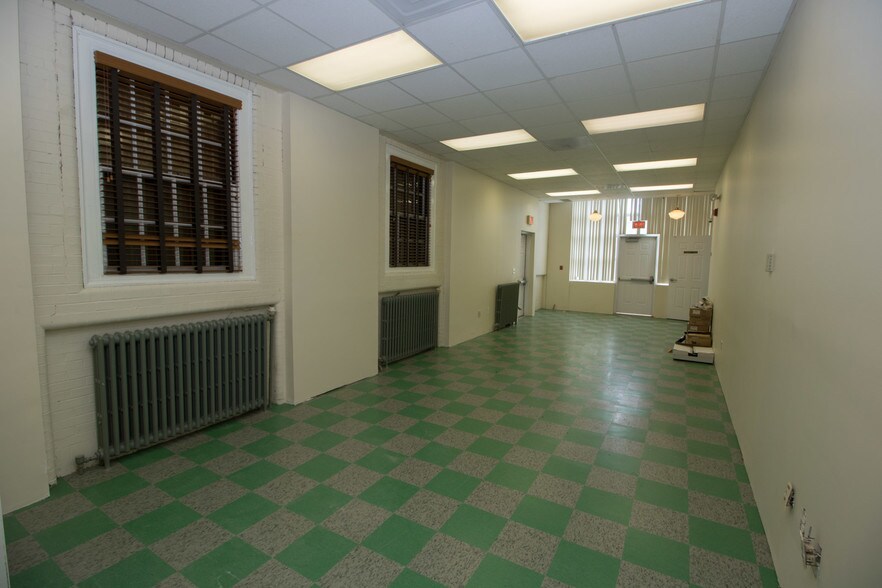 More Photos Of 135 Clarence St, Bridgeport Office For Sale