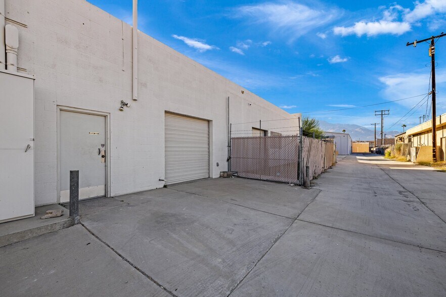 More Photos Of 68766 Perez Rd, Cathedral City Warehouse For Sale